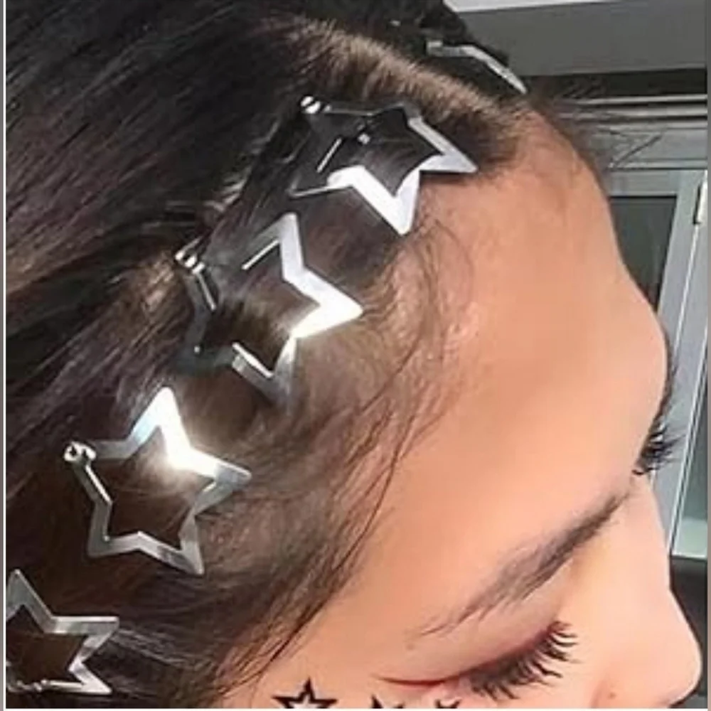 10 pc Silver Star-Shaped Snap Hair Clips BNIB